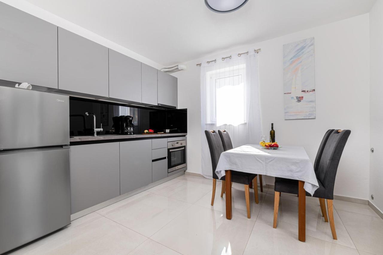 Apartment Bellistra ราบัซ ภายนอก รูปภาพ